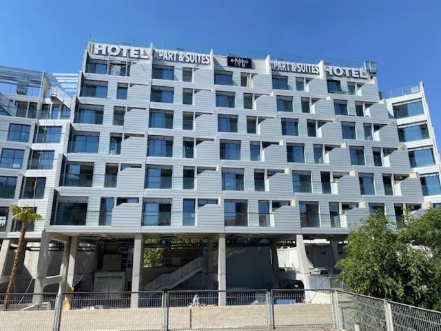 Ekilibrio Hotel & Apart-Suites Madrid Exteriör bild
