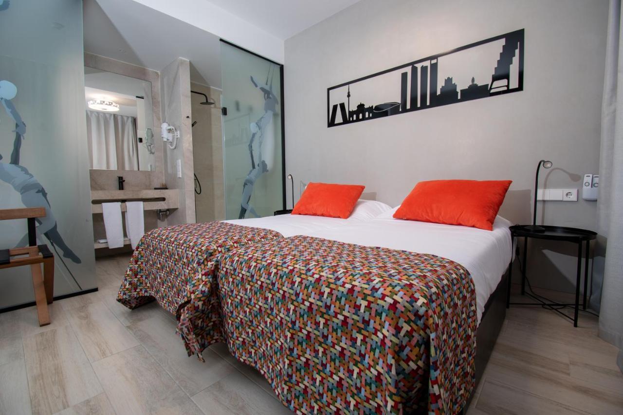 Ekilibrio Hotel & Apart-Suites Madrid Exteriör bild